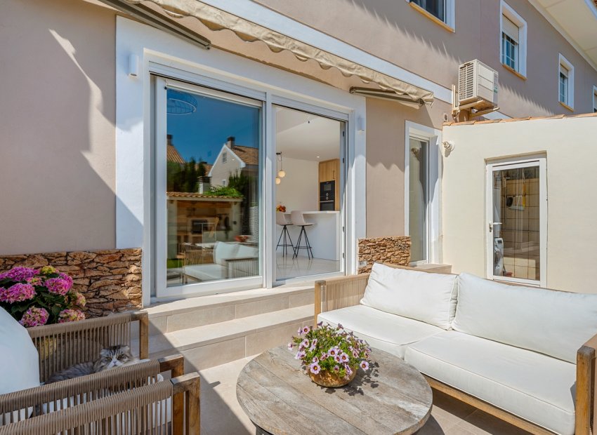 Herverkoop - Townhouse / Duplex / Corner - Alicante - Playa San Juan