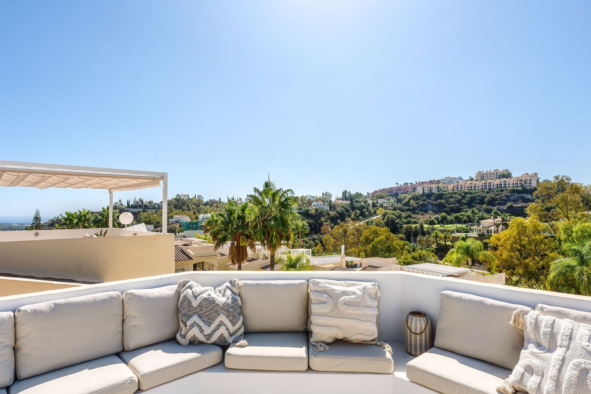 Herverkoop - Townhouse / Duplex / Corner - Benahavís - La Quinta