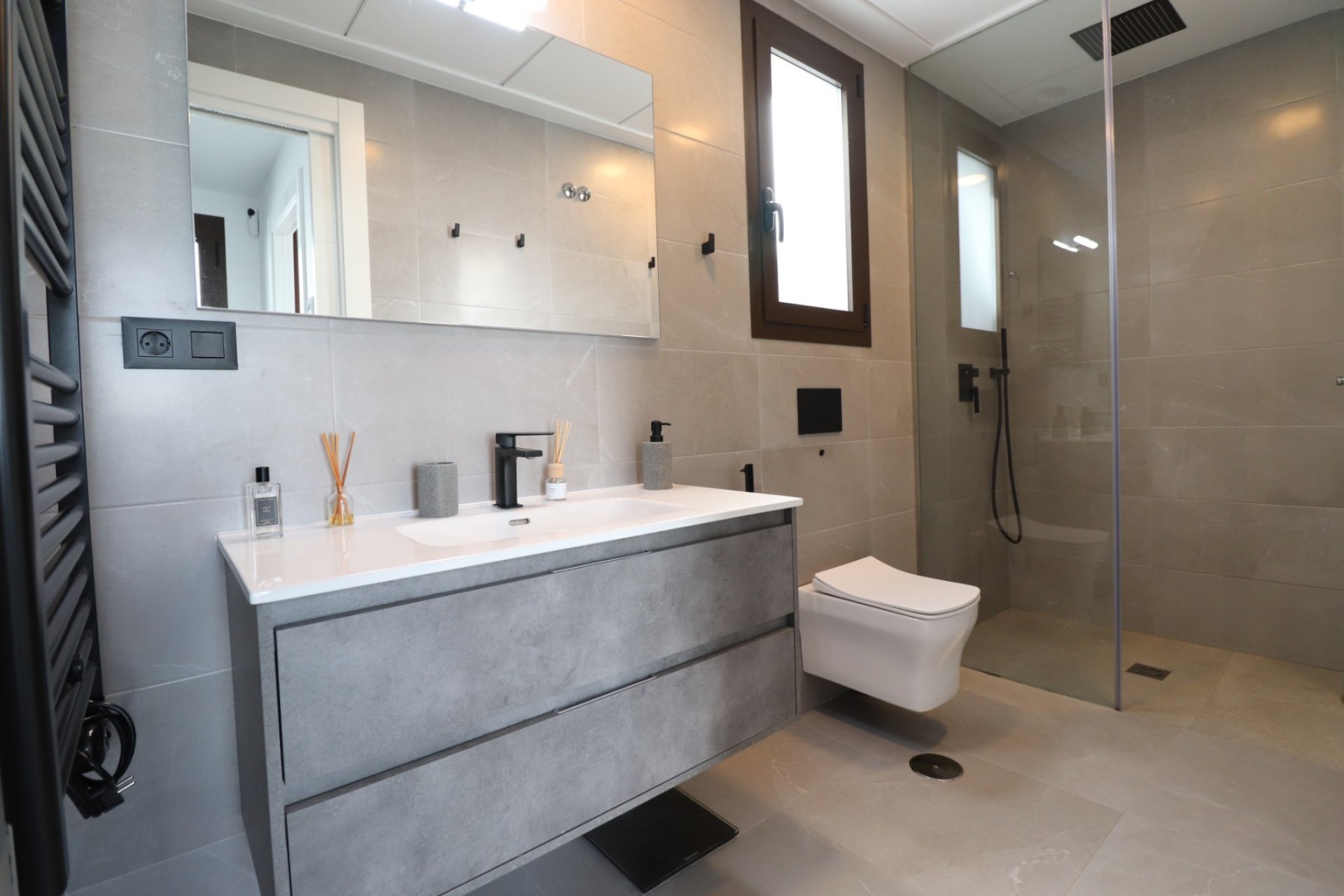 Herverkoop - Townhouse / Duplex / Corner - Benijofar - Benijofar - Village