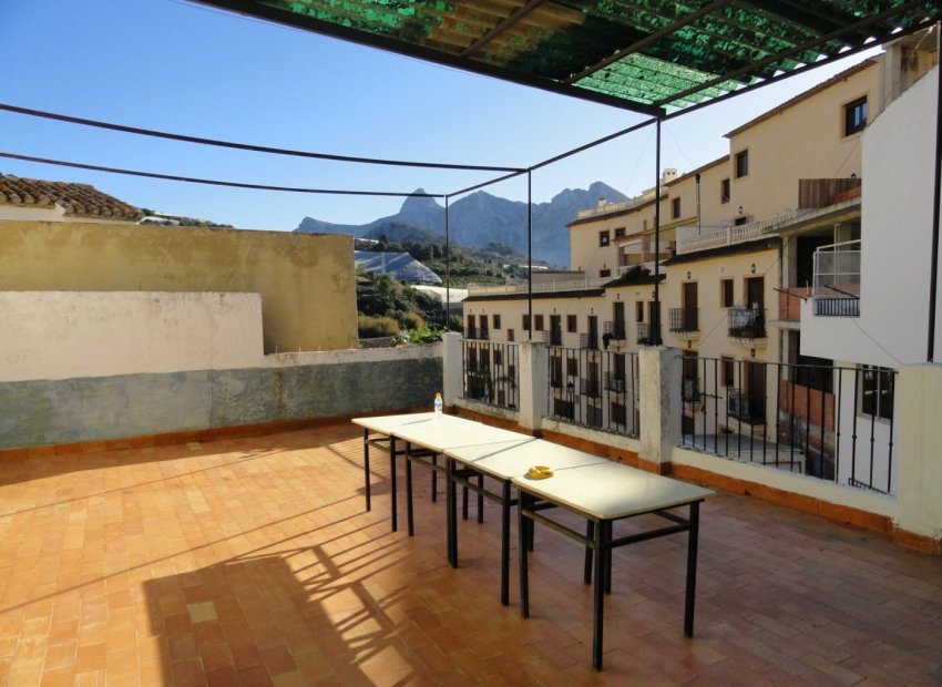 Herverkoop - Townhouse / Duplex / Corner - Bolulla - Center