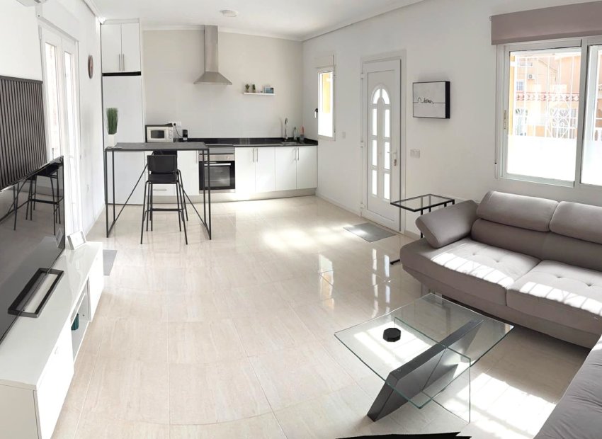 Herverkoop - Townhouse / Duplex / Corner - Ciudad Quesada - Benimar