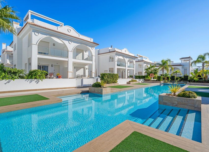 Herverkoop - Townhouse / Duplex / Corner - Ciudad Quesada - Doña Pepa