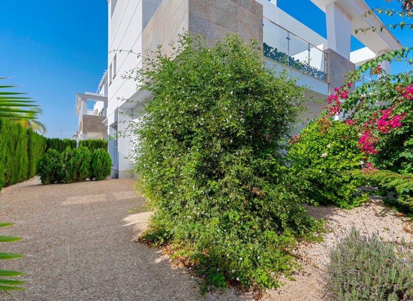 Herverkoop - Townhouse / Duplex / Corner - Ciudad Quesada - Doña Pepa