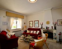 Herverkoop - Townhouse / Duplex / Corner - Ciudad Quesada - Doña Pepa