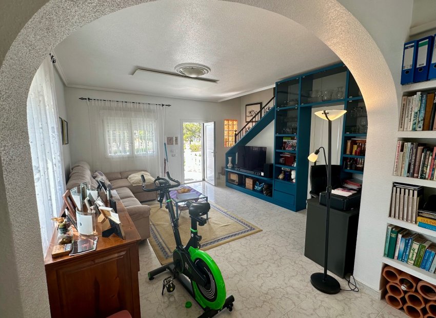 Herverkoop - Townhouse / Duplex / Corner - Ciudad Quesada - Doña Pepa