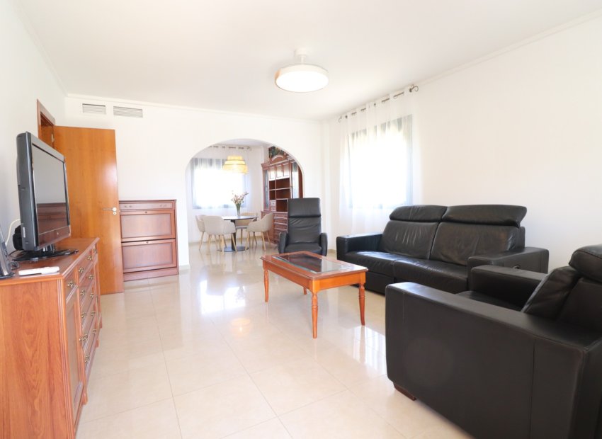 Herverkoop - Townhouse / Duplex / Corner - Ciudad Quesada - Doña Pepa