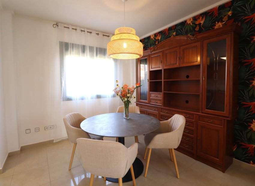 Herverkoop - Townhouse / Duplex / Corner - Ciudad Quesada - Doña Pepa