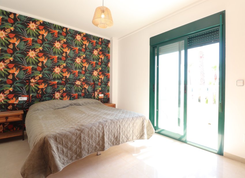 Herverkoop - Townhouse / Duplex / Corner - Ciudad Quesada - Doña Pepa