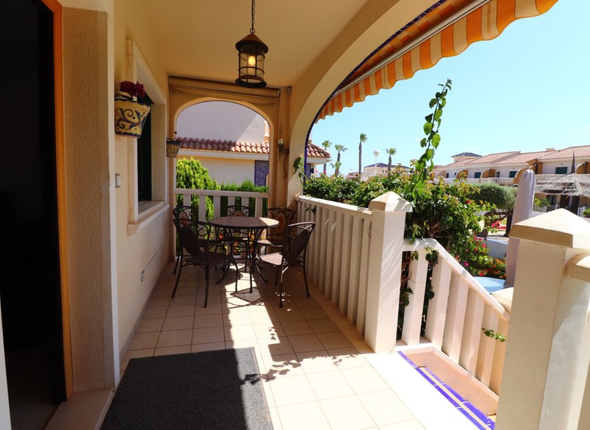 Herverkoop - Townhouse / Duplex / Corner - Ciudad Quesada - Doña Pepa