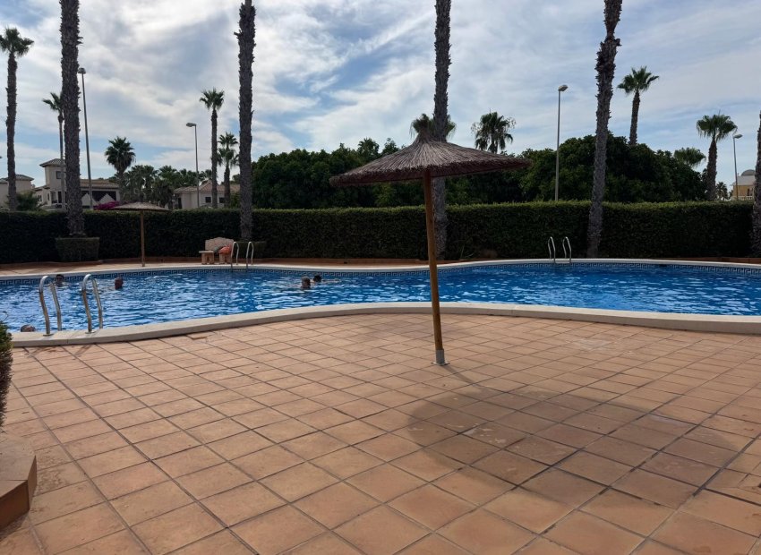 Herverkoop - Townhouse / Duplex / Corner - Ciudad Quesada - Doña Pepa