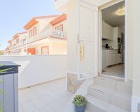 Herverkoop - Townhouse / Duplex / Corner - Ciudad Quesada - Doña Pepa
