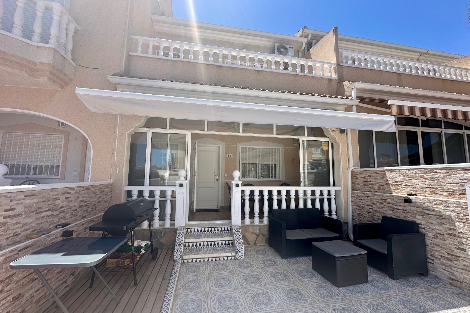 Herverkoop - Townhouse / Duplex / Corner - Ciudad Quesada - Doña Pepa