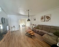 Herverkoop - Townhouse / Duplex / Corner - Ciudad Quesada - Doña Pepa