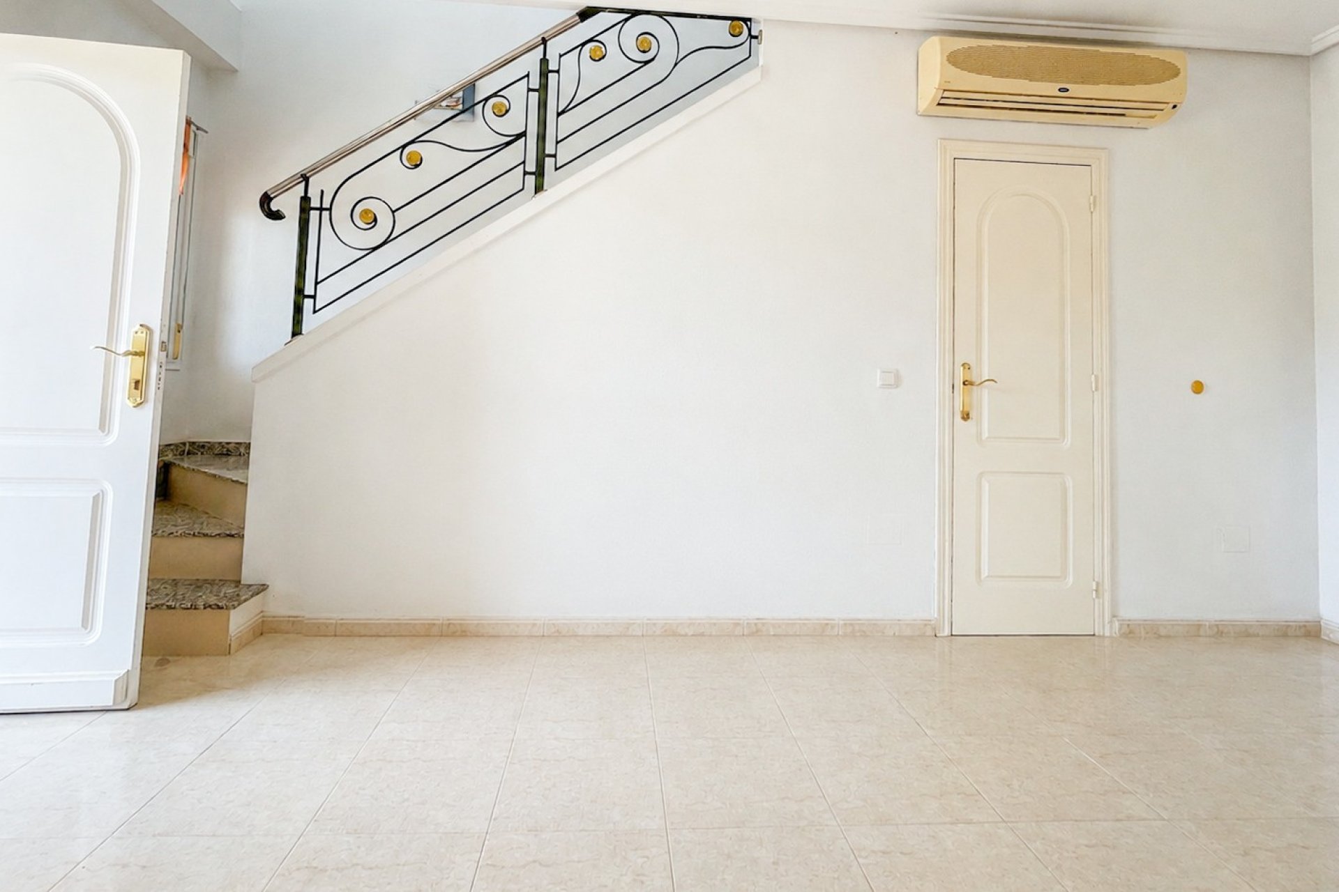 Herverkoop - Townhouse / Duplex / Corner - Ciudad Quesada - Doña Pepa