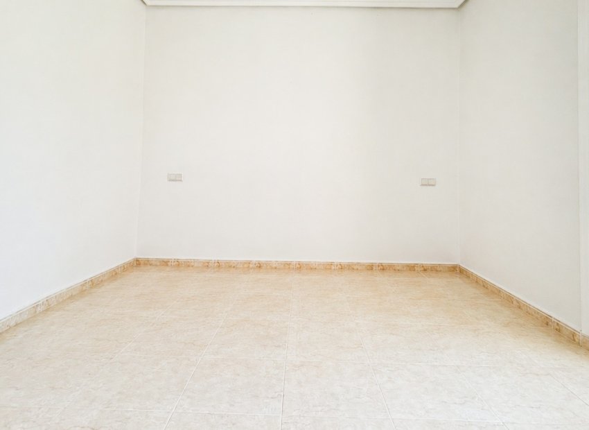 Herverkoop - Townhouse / Duplex / Corner - Ciudad Quesada - Doña Pepa