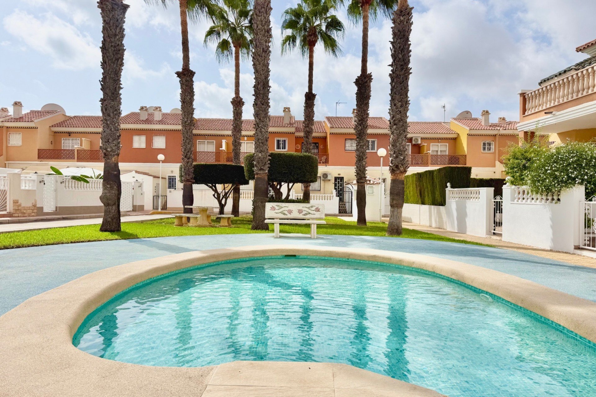Herverkoop - Townhouse / Duplex / Corner - Ciudad Quesada - Doña Pepa
