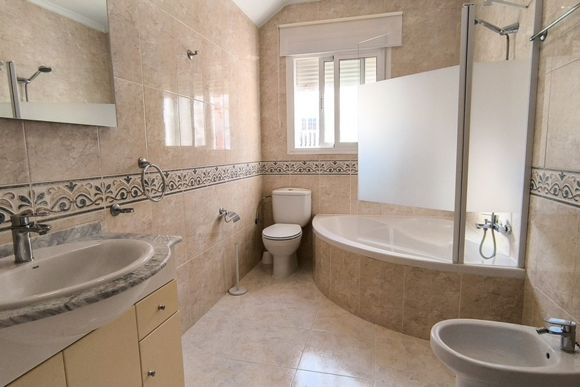 Herverkoop - Townhouse / Duplex / Corner - Ciudad Quesada - La Fiesta