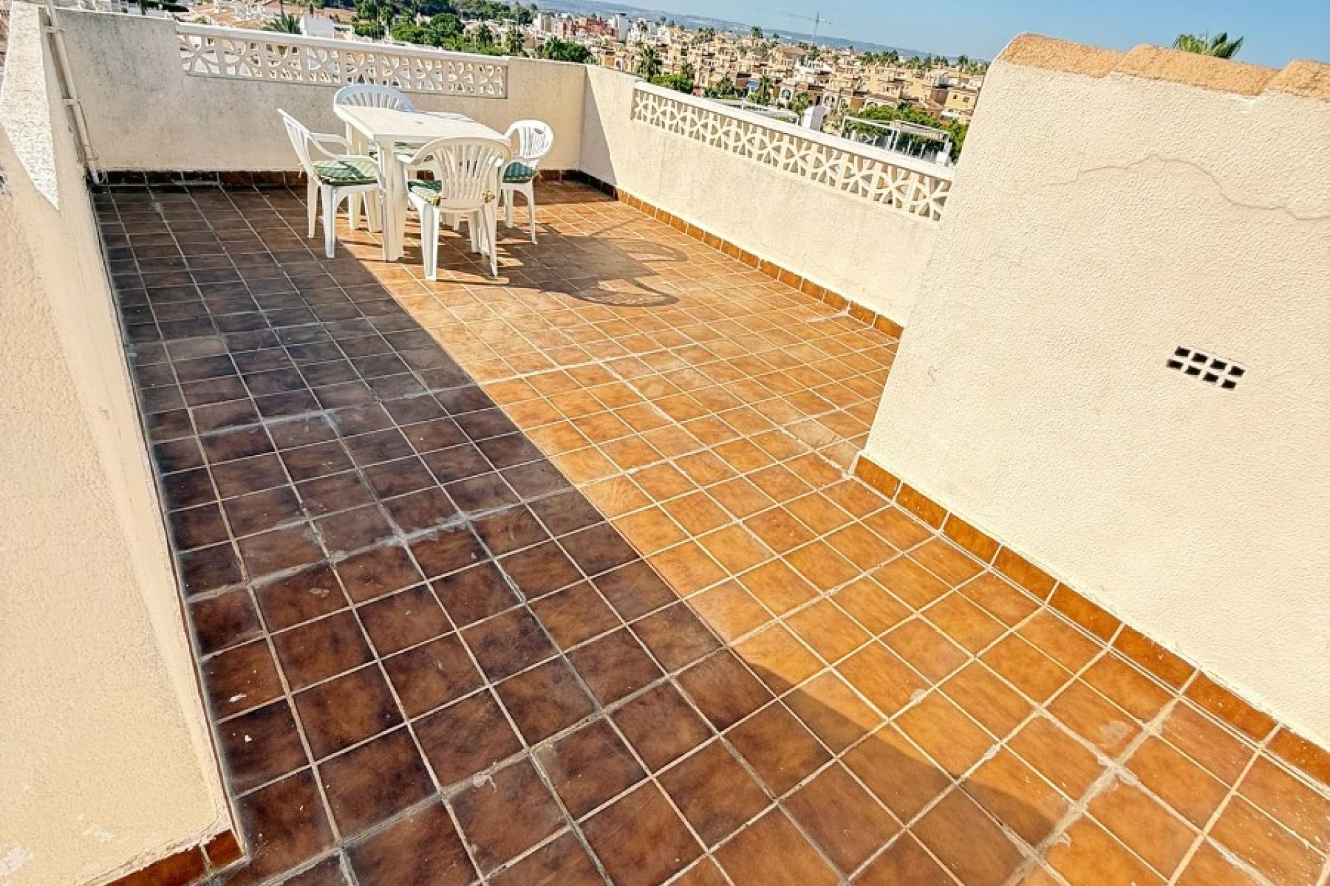 Herverkoop - Townhouse / Duplex / Corner - Ciudad Quesada - La Fiesta