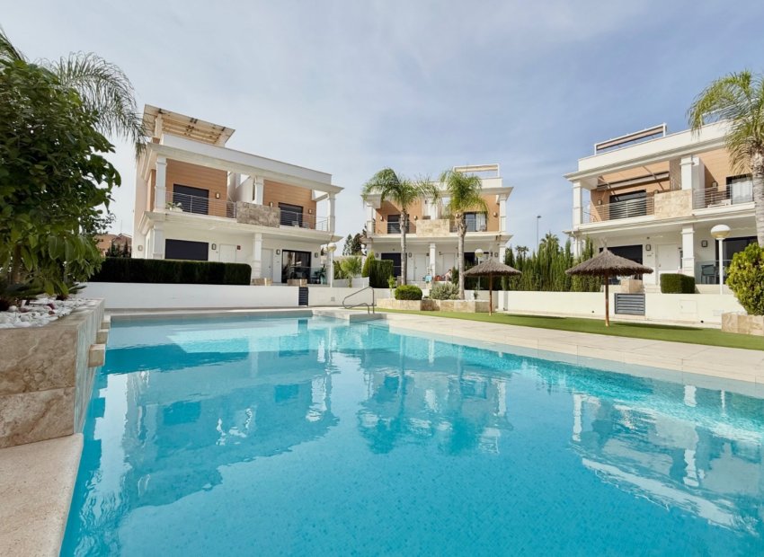 Herverkoop - Townhouse / Duplex / Corner - Ciudad Quesada - Lo Marabú