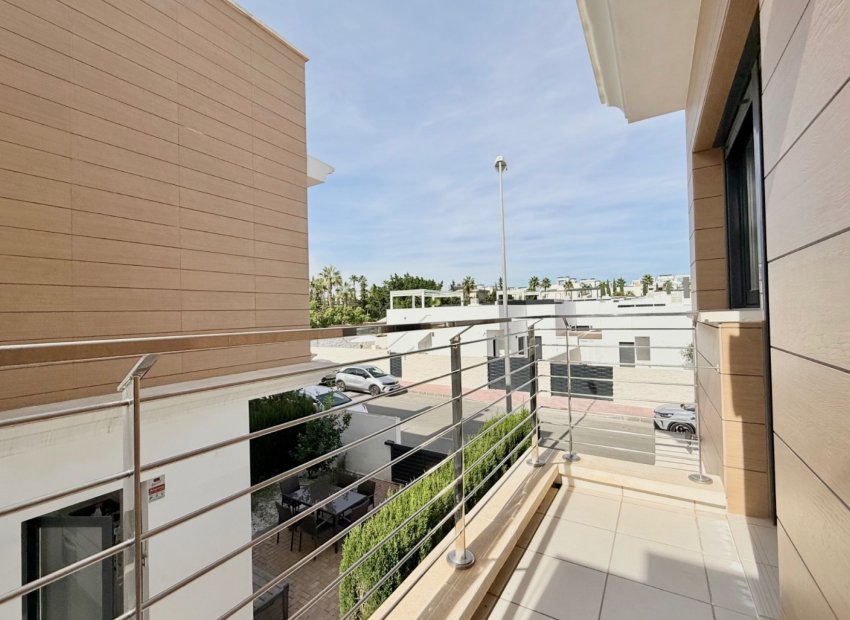 Herverkoop - Townhouse / Duplex / Corner - Ciudad Quesada - Lo Marabú