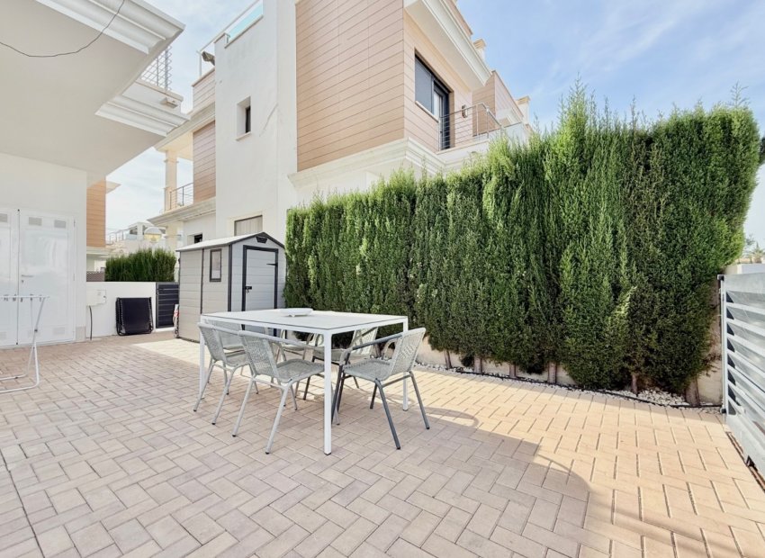 Herverkoop - Townhouse / Duplex / Corner - Ciudad Quesada - Lo Marabú