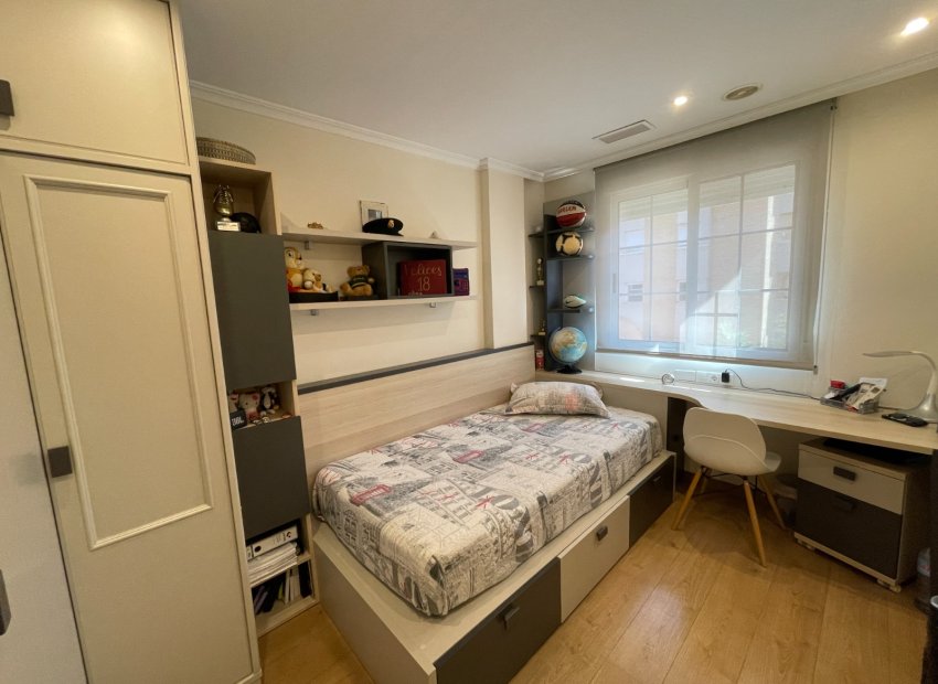 Herverkoop - Townhouse / Duplex / Corner - Elche - Center