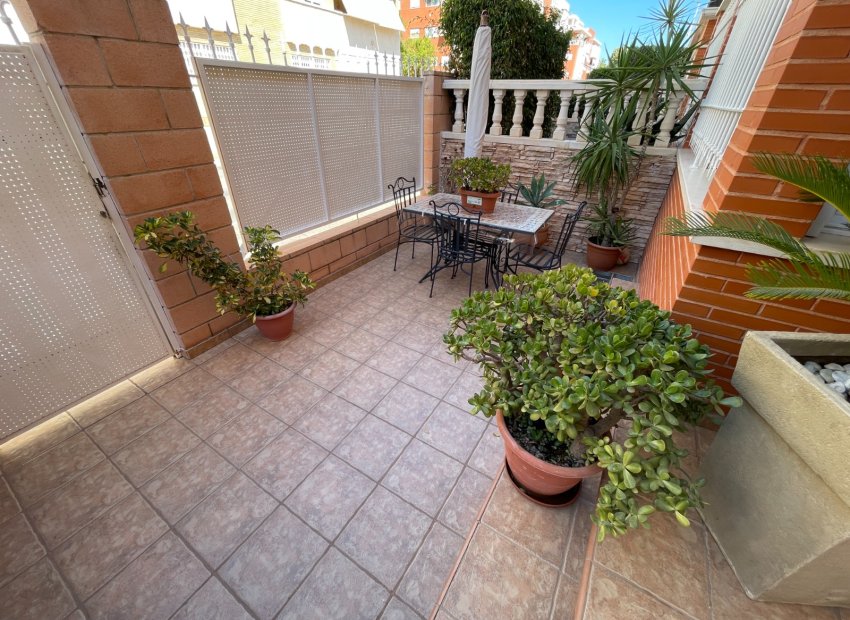 Herverkoop - Townhouse / Duplex / Corner - Elche - Center