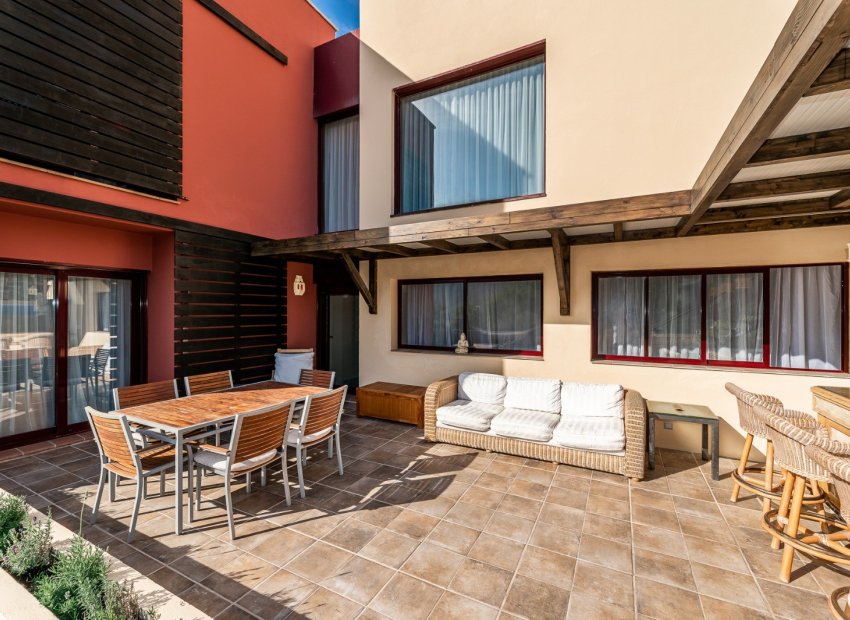 Herverkoop - Townhouse / Duplex / Corner - Estepoa - Selwo