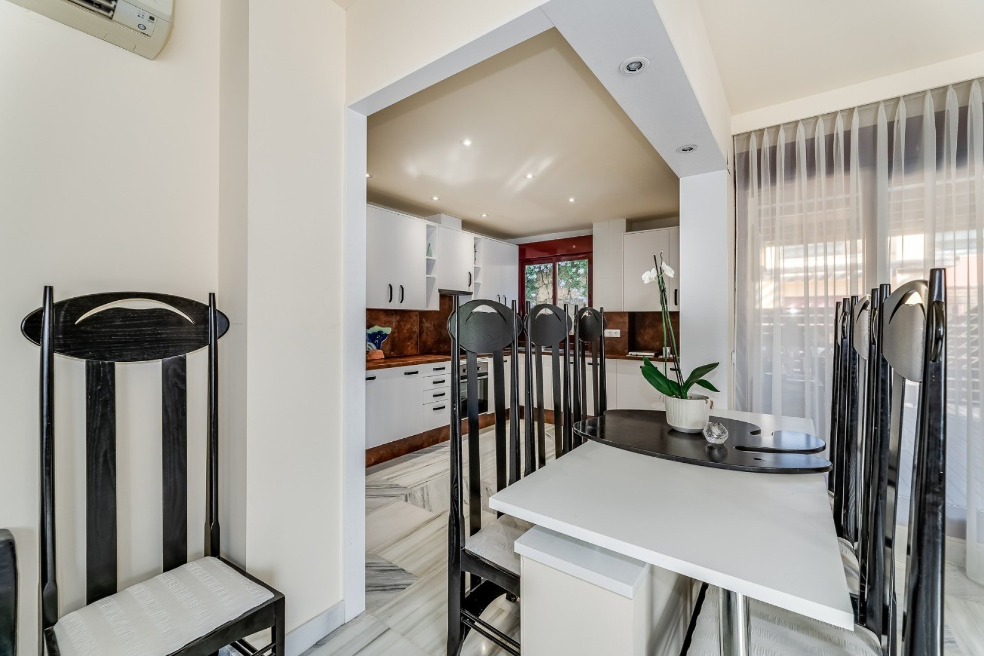 Herverkoop - Townhouse / Duplex / Corner - Estepoa - Selwo