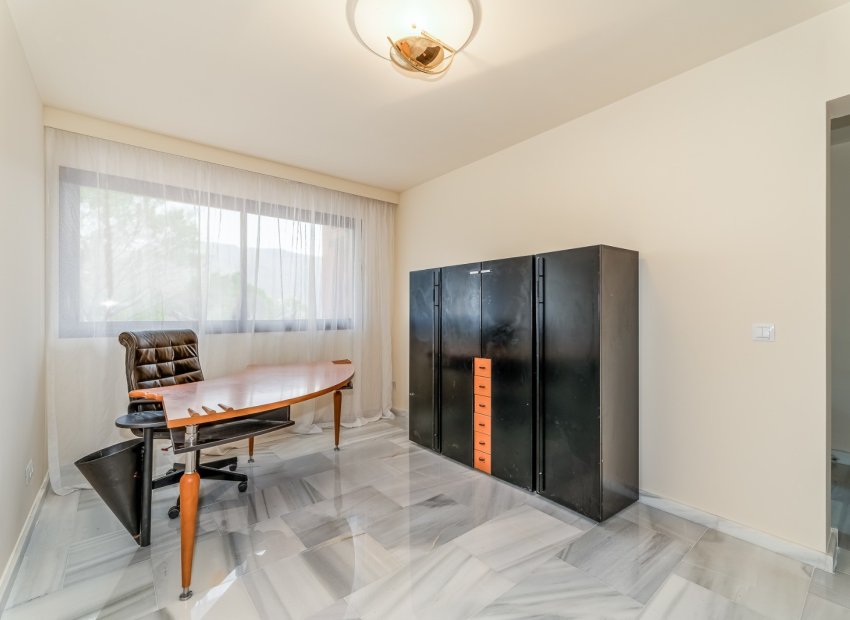 Herverkoop - Townhouse / Duplex / Corner - Estepoa - Selwo