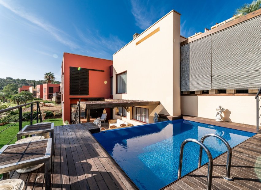 Herverkoop - Townhouse / Duplex / Corner - Estepoa - Selwo