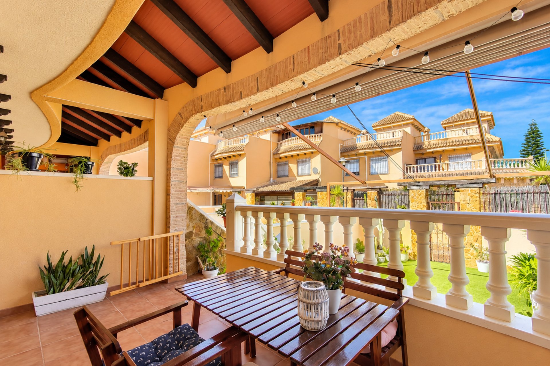 Herverkoop - Townhouse / Duplex / Corner - Guardamar del Segura - Center - El Raso