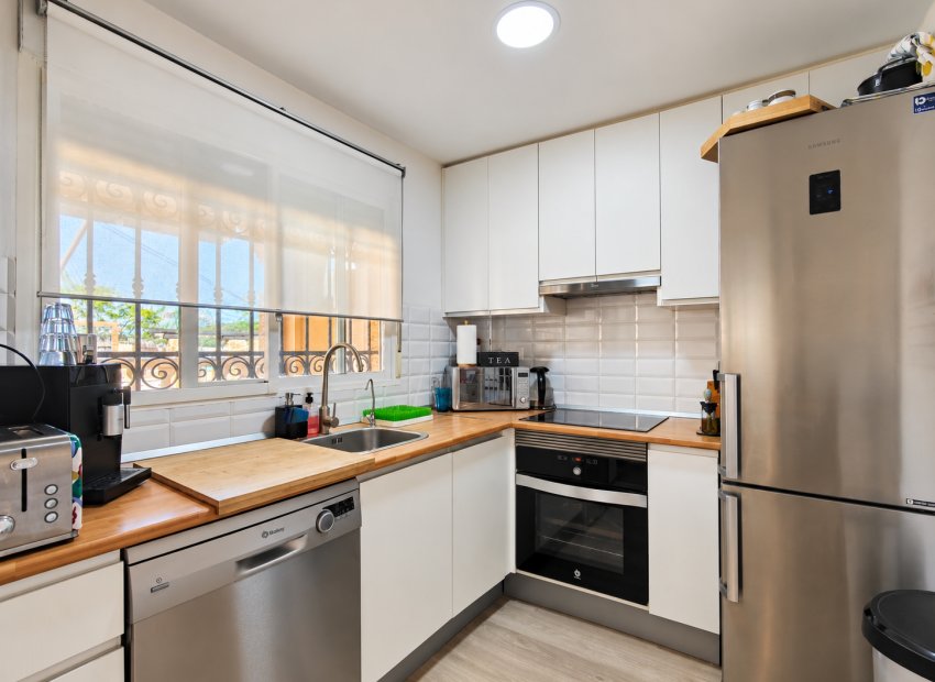 Herverkoop - Townhouse / Duplex / Corner - Guardamar del Segura - Center - El Raso
