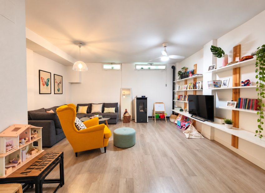 Herverkoop - Townhouse / Duplex / Corner - Guardamar del Segura - Center - El Raso