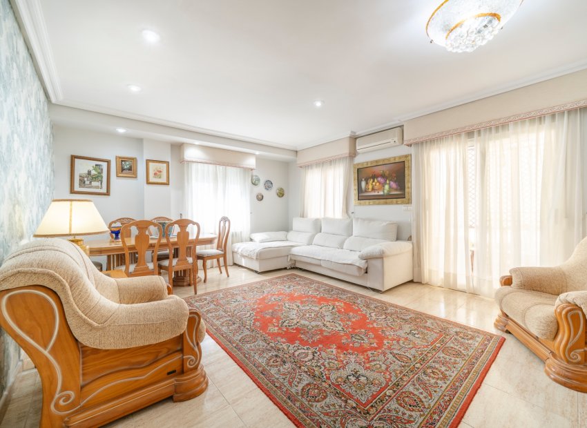 Herverkoop - Townhouse / Duplex / Corner - Guardamar del Segura - El Moncayo