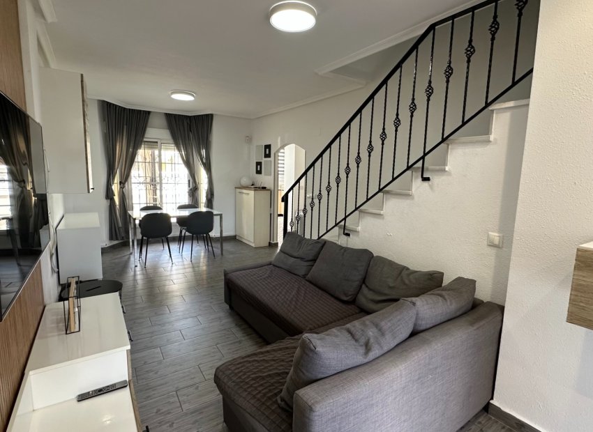 Herverkoop - Townhouse / Duplex / Corner - Guardamar del Segura - El Raso