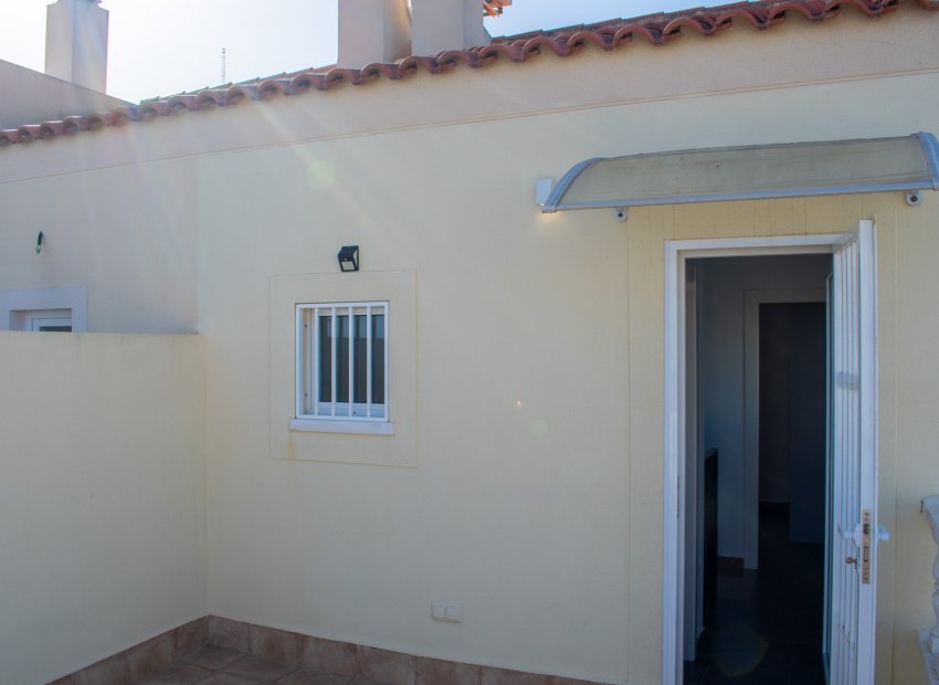 Herverkoop - Townhouse / Duplex / Corner - Guardamar del Segura - Urbanizaciones