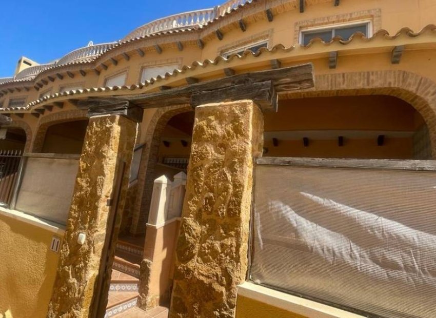 Herverkoop - Townhouse / Duplex / Corner - Guardamar del Segura - Urbanizaciones