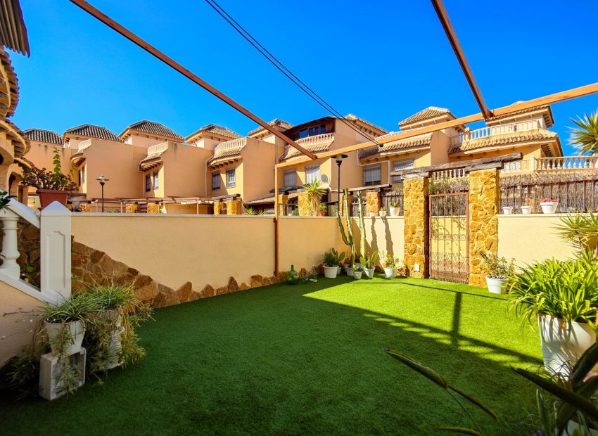 Herverkoop - Townhouse / Duplex / Corner - Guardamar del Segura