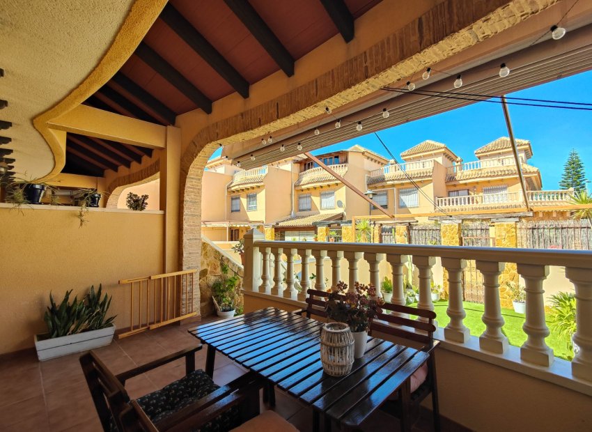 Herverkoop - Townhouse / Duplex / Corner - Guardamar del Segura