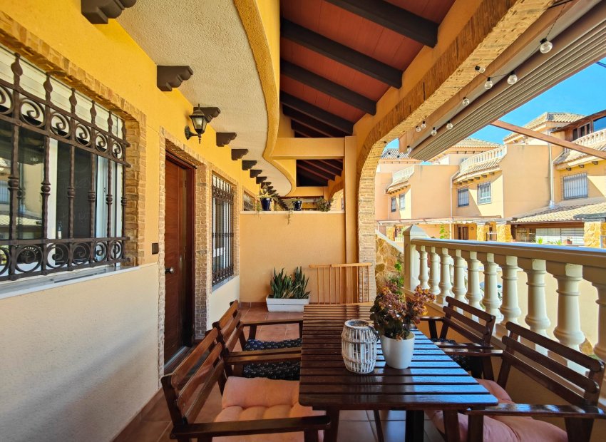 Herverkoop - Townhouse / Duplex / Corner - Guardamar del Segura