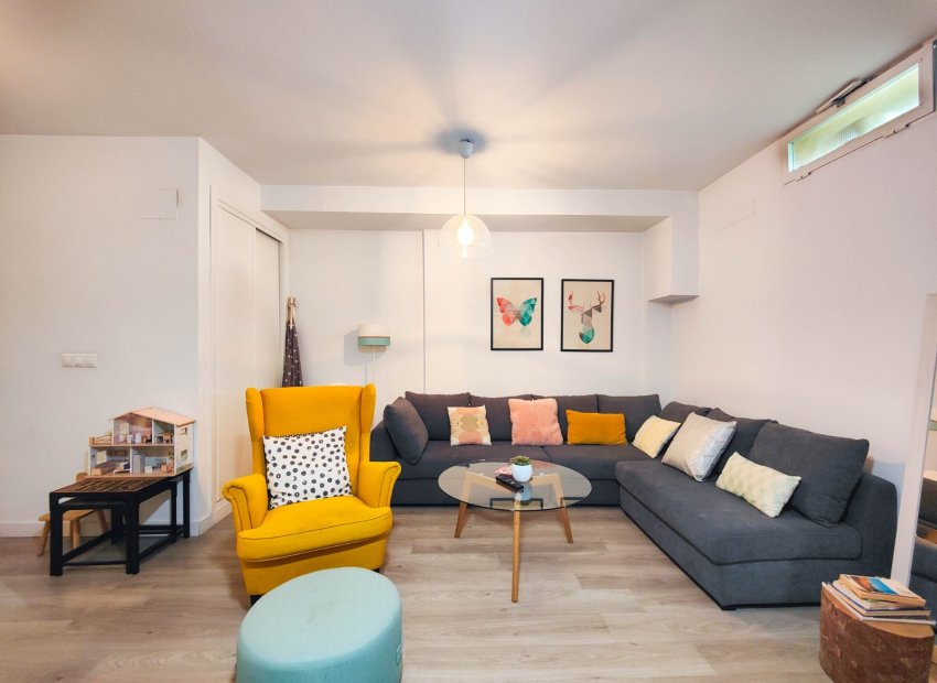 Herverkoop - Townhouse / Duplex / Corner - Guardamar del Segura