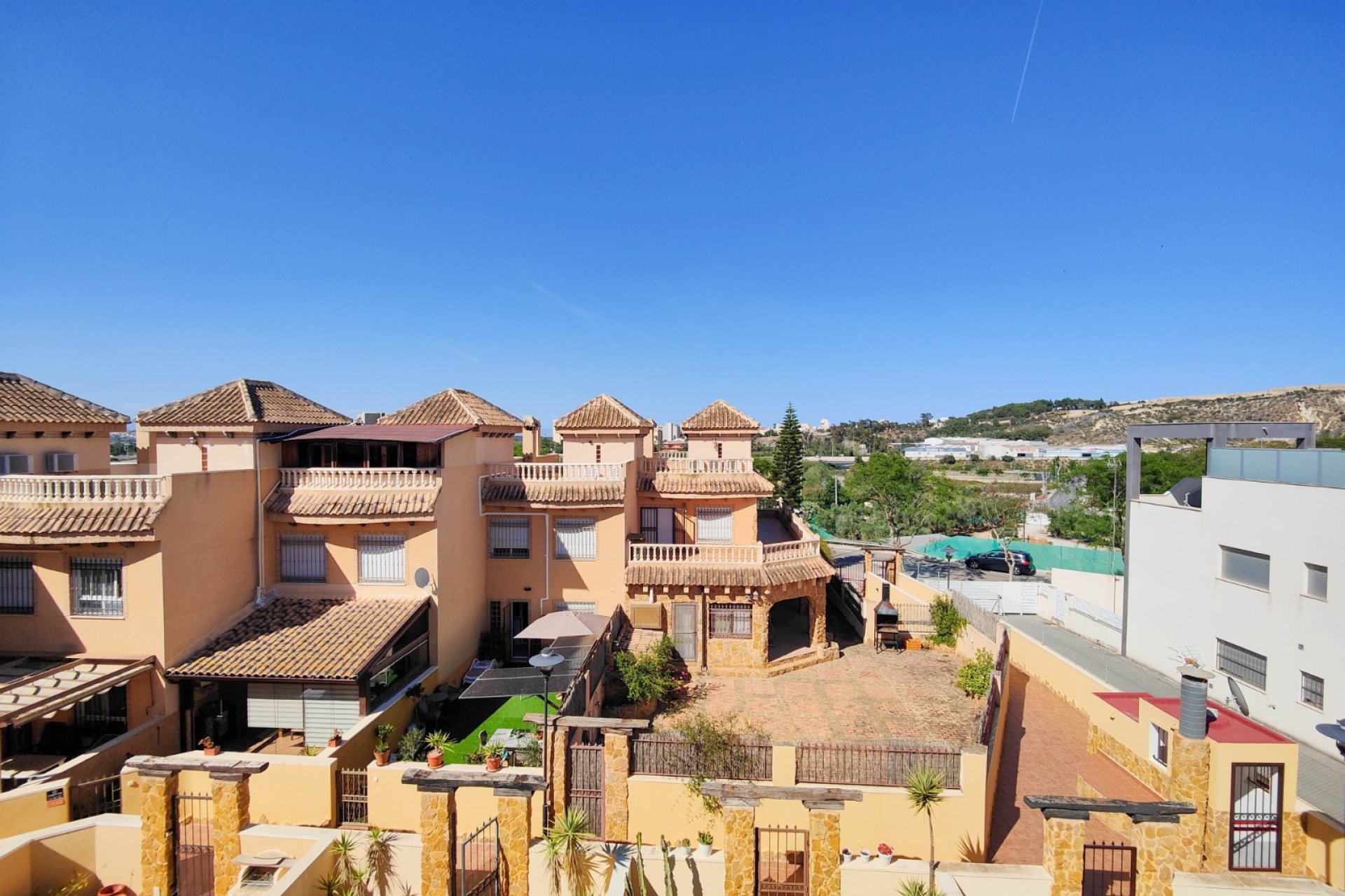 Herverkoop - Townhouse / Duplex / Corner - Guardamar del Segura