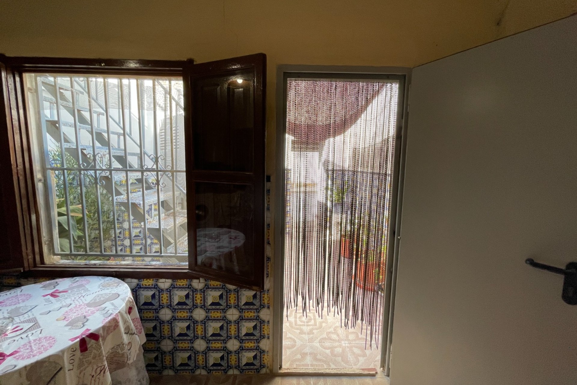 Herverkoop - Townhouse / Duplex / Corner - Jacarilla - Comunidad Valenciana