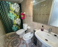 Herverkoop - Townhouse / Duplex / Corner - Jacarilla - Comunidad Valenciana