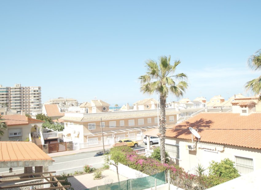 Herverkoop - Townhouse / Duplex / Corner - La Mata - Playa