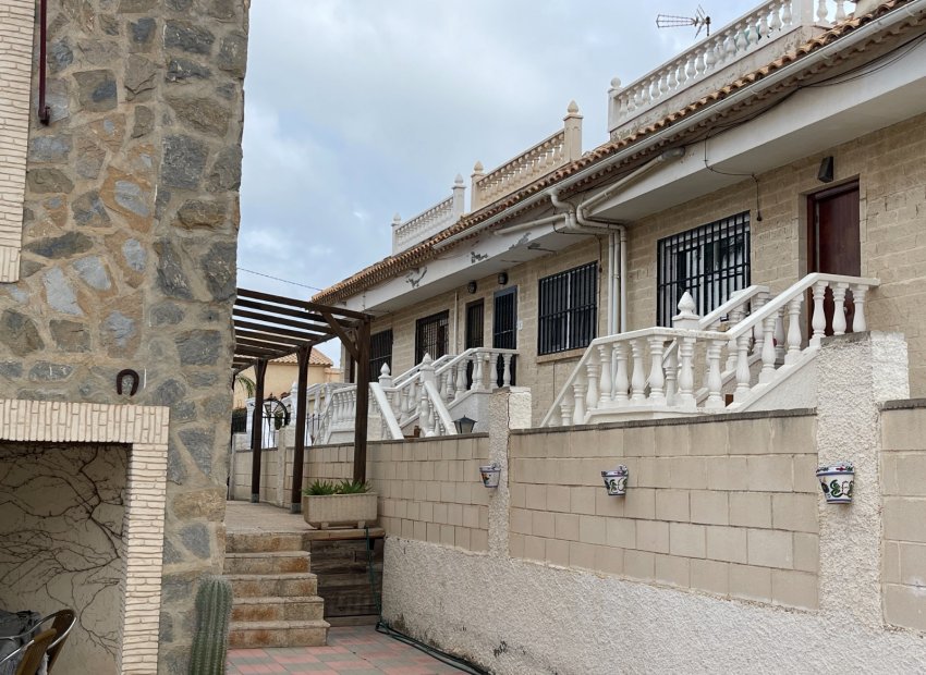 Herverkoop - Townhouse / Duplex / Corner - La Mata - Playa