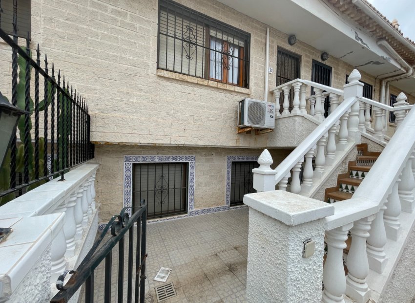 Herverkoop - Townhouse / Duplex / Corner - La Mata - Playa