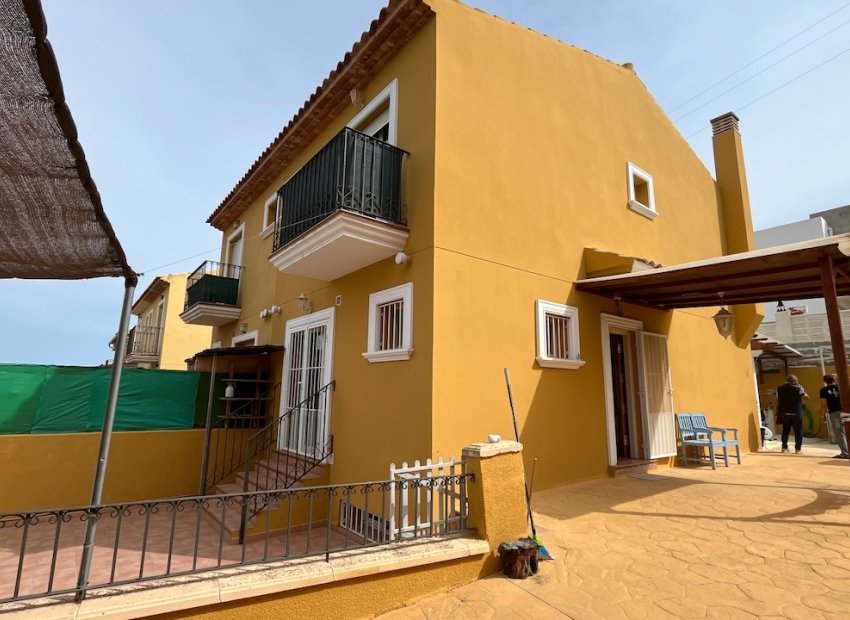 Herverkoop - Townhouse / Duplex / Corner - La Nucía - Monte Bello