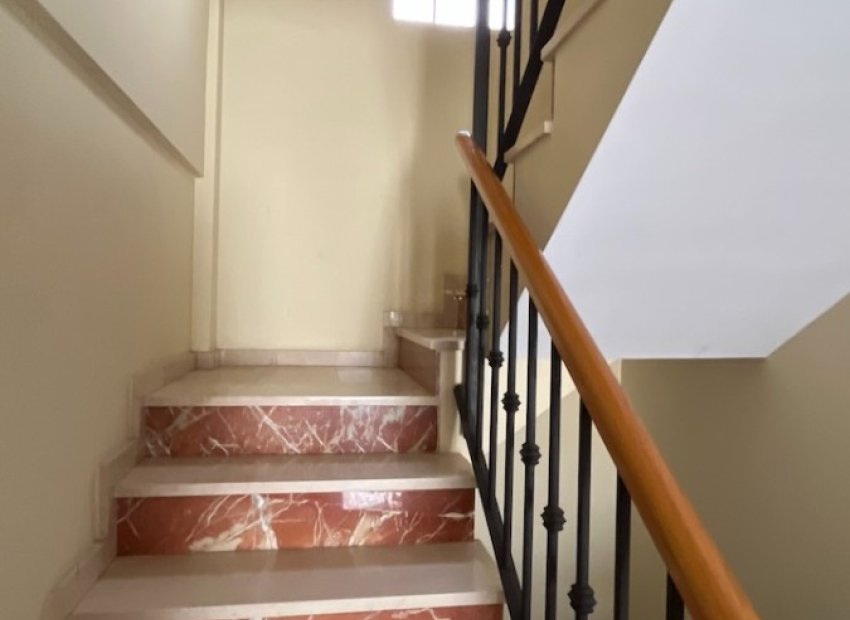 Herverkoop - Townhouse / Duplex / Corner - La Nucía - town